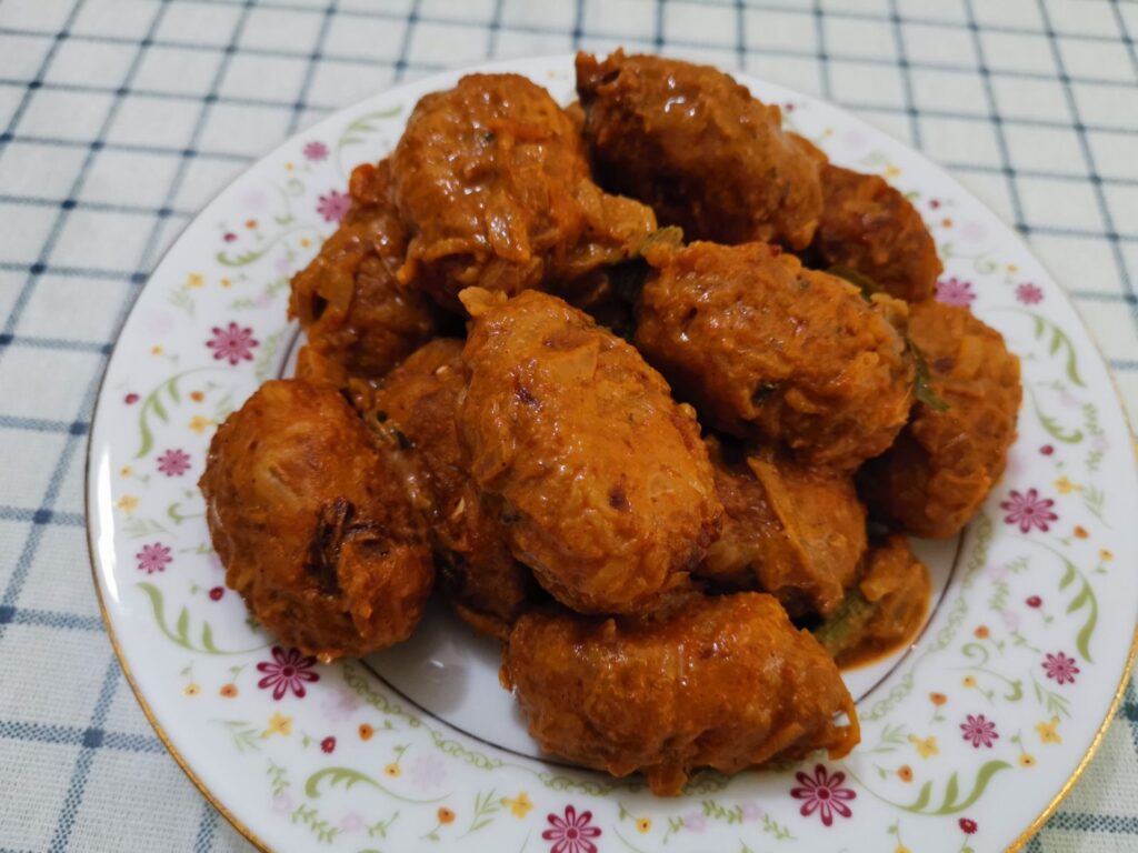 Hawaadulee noodles bis